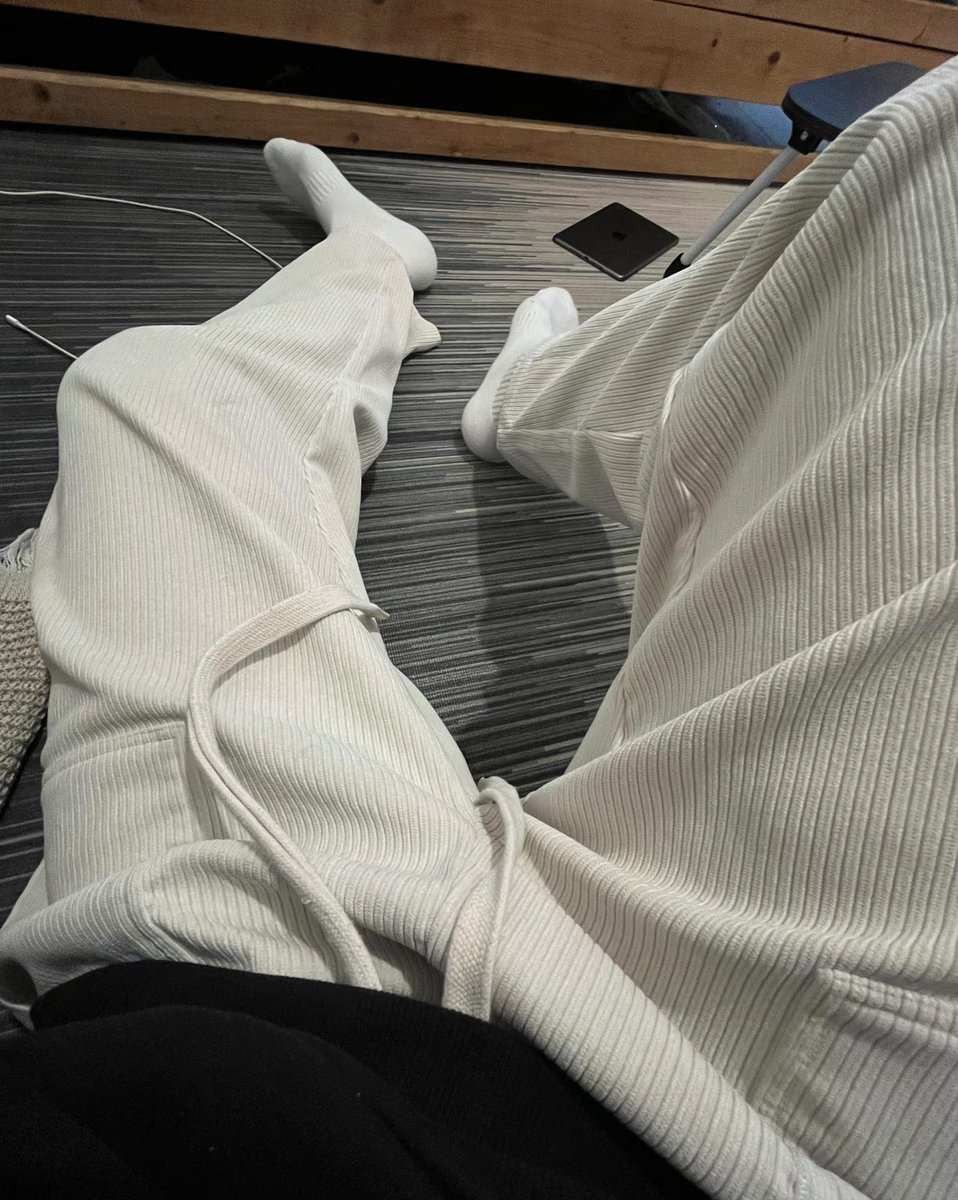 上翘哥哥 (@chu031120) on Twitter photo 