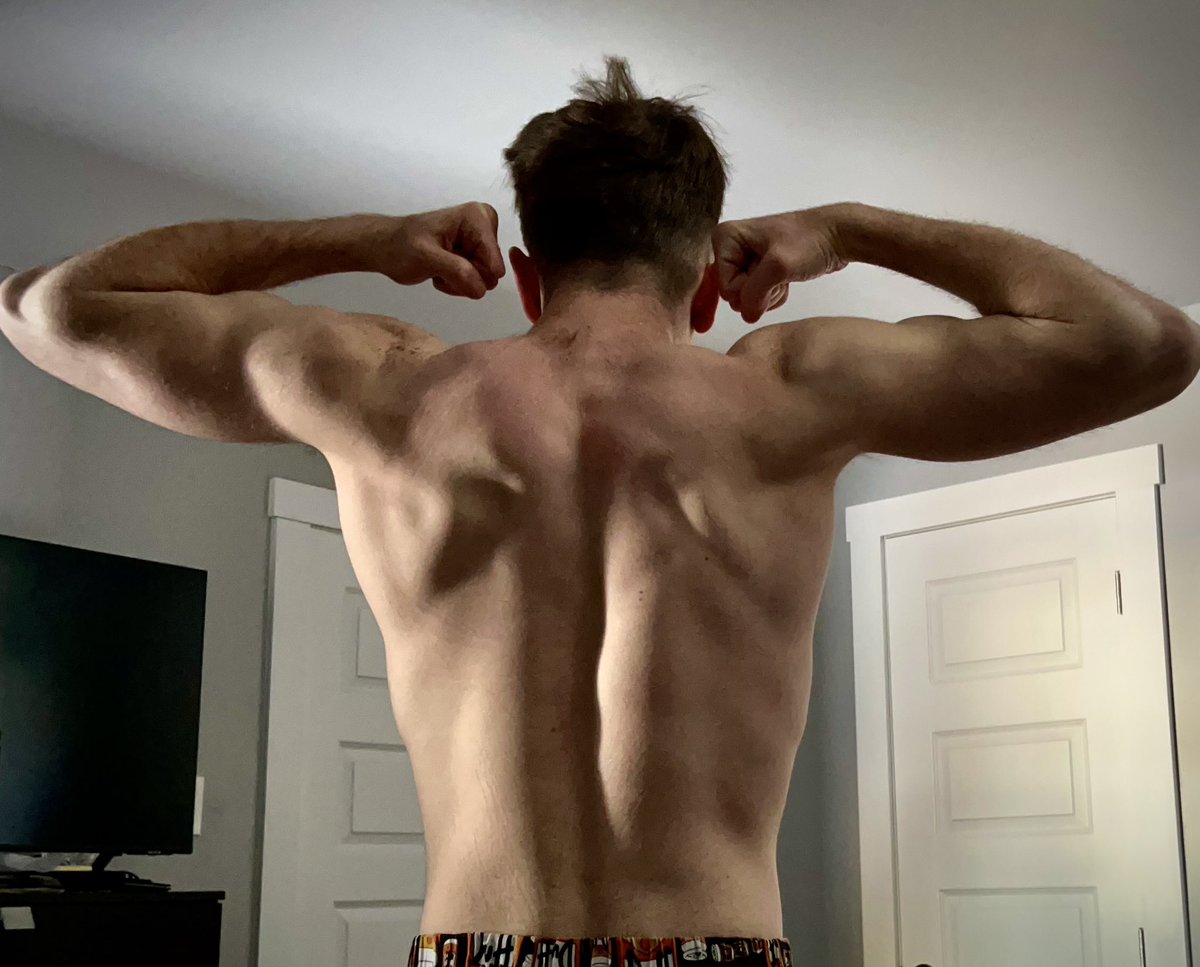 Claw my back up as you resist my big white cash cock raping your cash pussy into complete debt. $ubmit that paycheck to me and dispense until you’re completely rinsed and useless to me once again. $END 💪🏻💸😈

linktr.ee/KingChokeout?u…