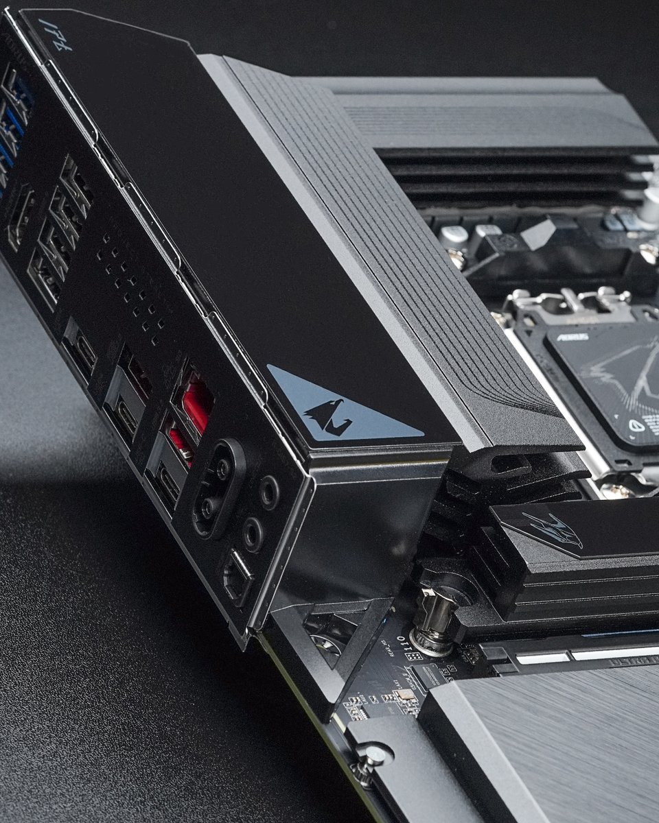 AORUS UK & IE tweet media