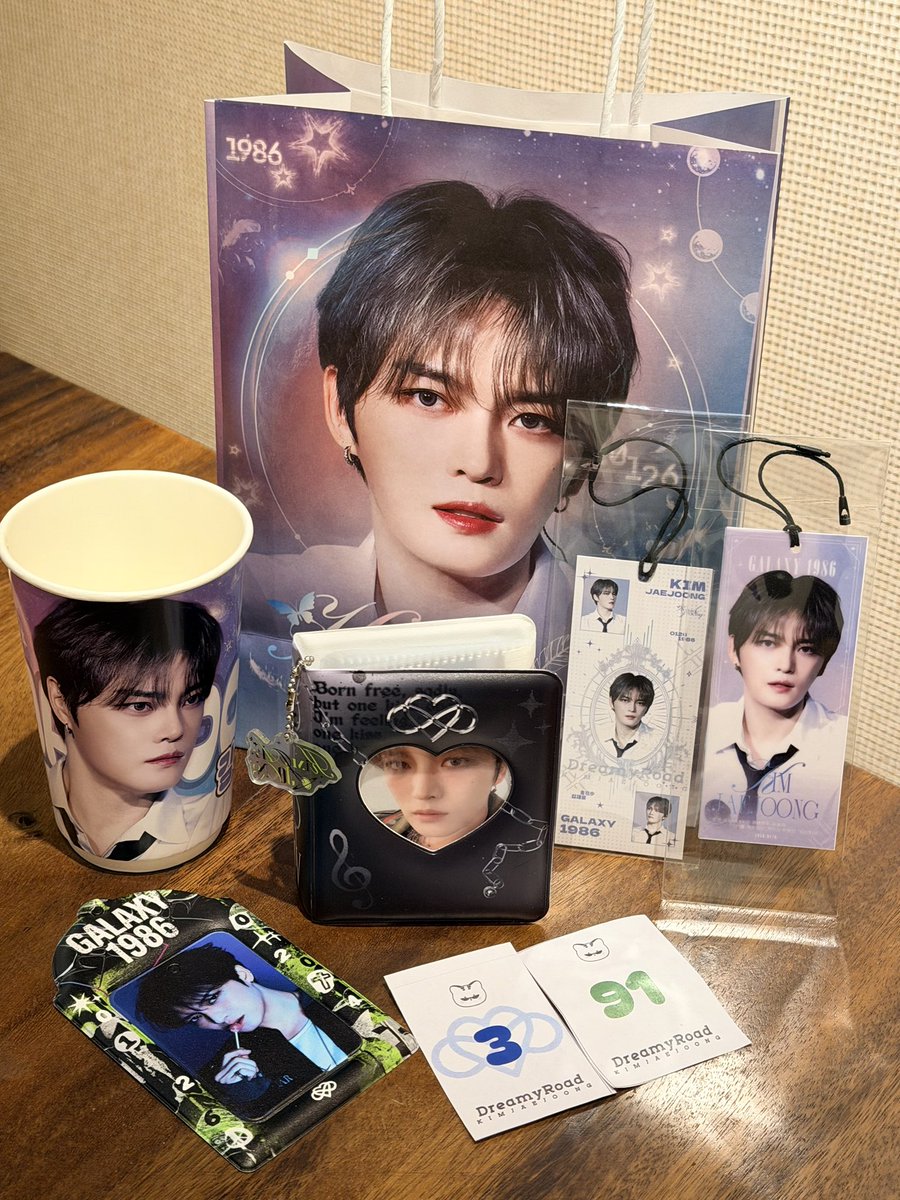 KJJ_DreamyRoad's tweet photo. #공지

����날씨 때문에 생일 카페를 12시로 열게 되었어요.
💚종이컵 안에 숫자 확인 하시고 럭키도로우 참석하시면 됩니다.
🫶🏻다들 조심히 오세요~

@bornfreeonekiss
#김재중 #재중 #KIMJAEJOONG
#JAEJOONG #ジェジュン #金在中
#재중아_생일축하해  #드리미로드_생일카페 https://t.co/RNWZuZbnq3