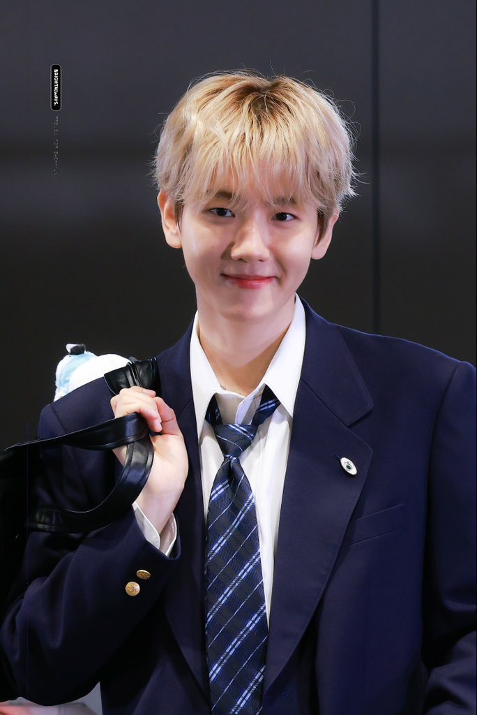 tomoonandbaek's tweet image. แกๆ รุ่นพี่ชานยอลกับรุ่นพี่แบคฮยอนเขาเป็นแฟนกันปะแกว่า