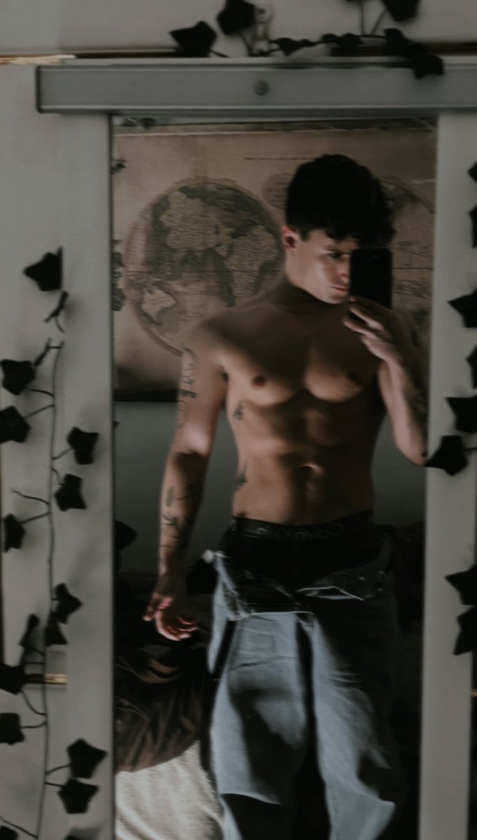 calawayethan's tweet photo. @Mostly_luca 🫣 https://t.co/xHt5n7A7O4