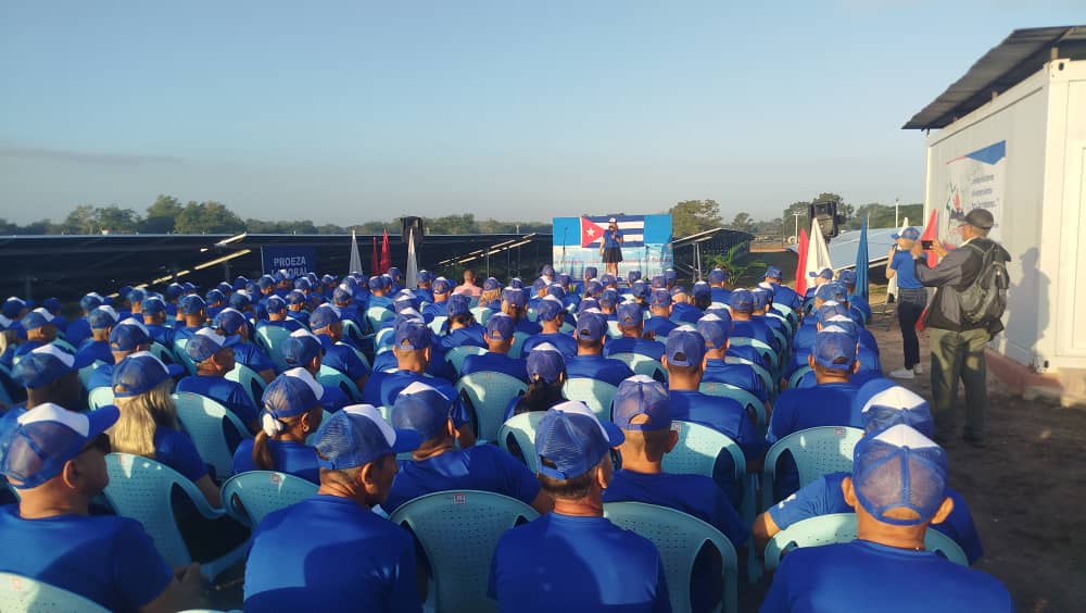 En la mañana de hoy quedó inaugurado oficialmente el parque fotovoltaico Blanca Rosa, en Majibacoa,  que aporta 5 mw al sistema electroenergético nacional #LasTunas #PorLasTunasLaVictoria #SíSePuede #PorUn26EnEl26