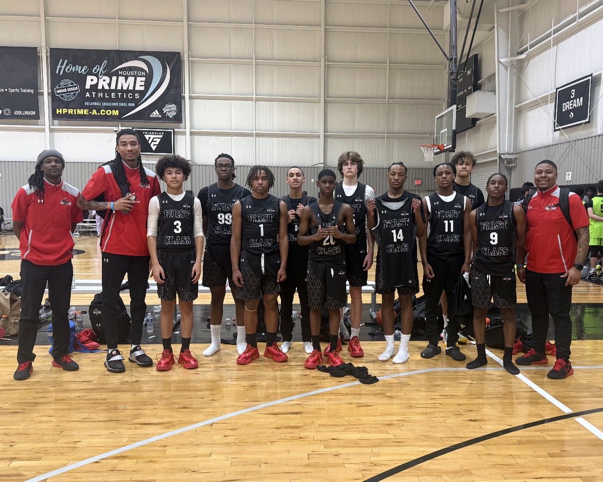 F1RST CLASS✈️ tweet media