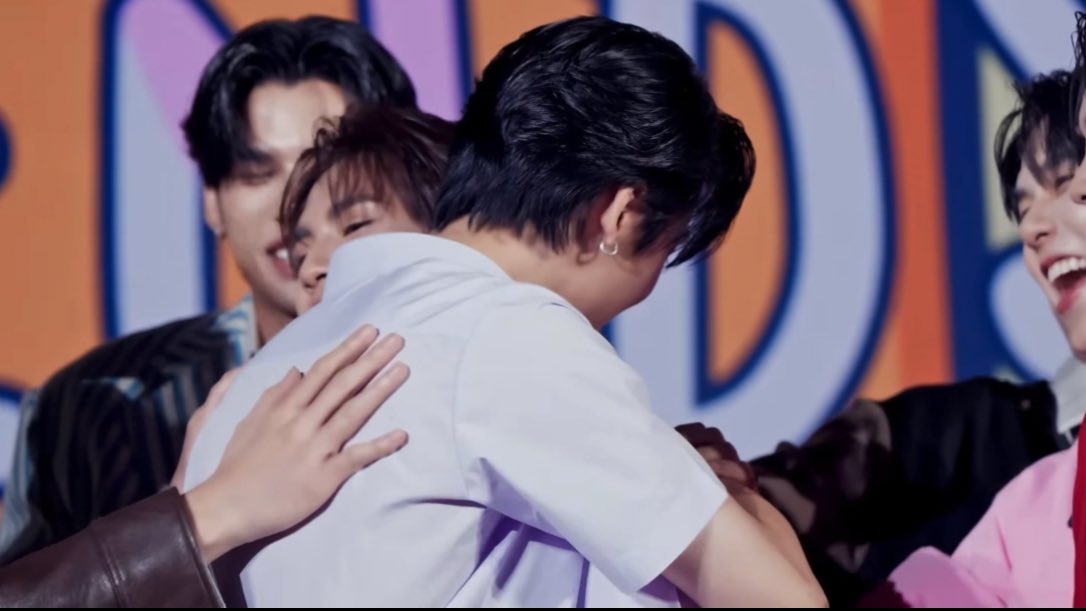 Snapjustsmile's tweet image. congratulations นะครับ! 💘
รอดูผลงานซีรี่ย์นะครับบบ ภูมิใจในตัวเองเยอะๆกันได้เลยนะ พวกแกเก่งกันมากๆ ㅠㅠ  @rryjinnn @chira_patt 
 
DMD FINAL STAGE
#DMDFriendshipSS3finalEP
#ริวจินแพทจิ #ryujinpatji