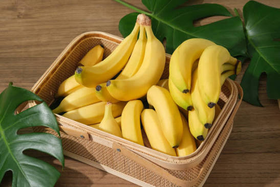 Nsengiymvathier's tweet photo. Why You Should Add a Banana to Your Breakfast
A banana in the morning is a simple win for your health! It’s rich in potassium for heart and muscle function, natural sugars for quick energy, and fiber to keep you full longer. Plus, it supports digestion.
#HealthyBreakfast https://t.co/OviI2EZOzD