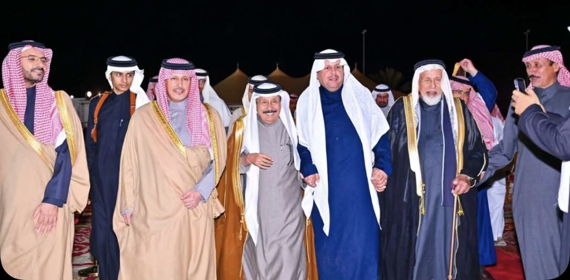 TathleethCity's tweet photo. حفل تكريم الدكتور / عبد المحسن بن فراج ال مسعود القحطاني - في قصر الشيخ سعود بن ذيب بن عبود شيخ شمل قبائل آل مسعود الجحادر :::: https://t.co/lixKunpack
