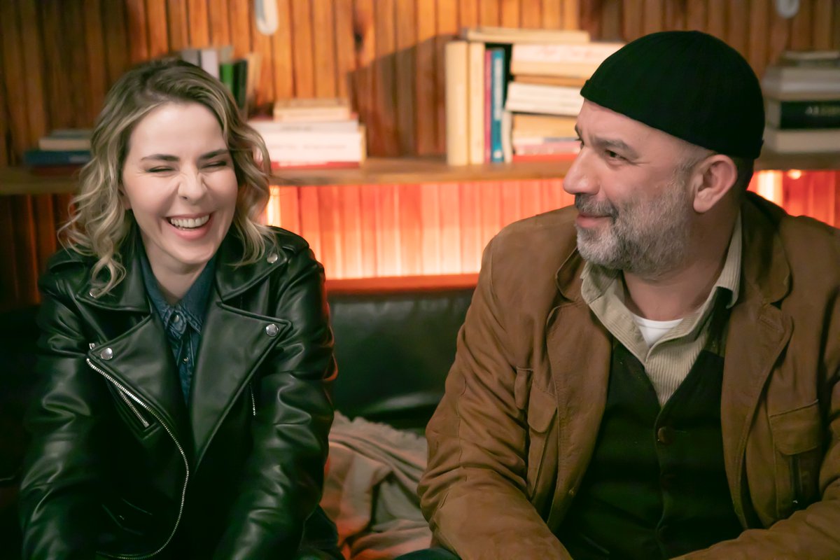 Yeni bölüme dakikalar kala bizdir: 

Fotoğrafın orijinali geldi! 🤍 #SelMes 

#ArkaSokaklar <a href="/KanalD/">Kanal D</a> <a href="/DMediaOfficial/">D MEDIA</a>