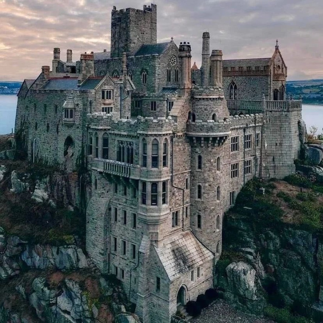 othingstodocom's tweet image. Saint Michael's Mount, England 🏴󠁧󠁢󠁥󠁮󠁧󠁿