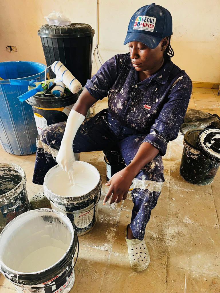 Esmart26's tweet image. This picture will not go viral because she’s not nakédd