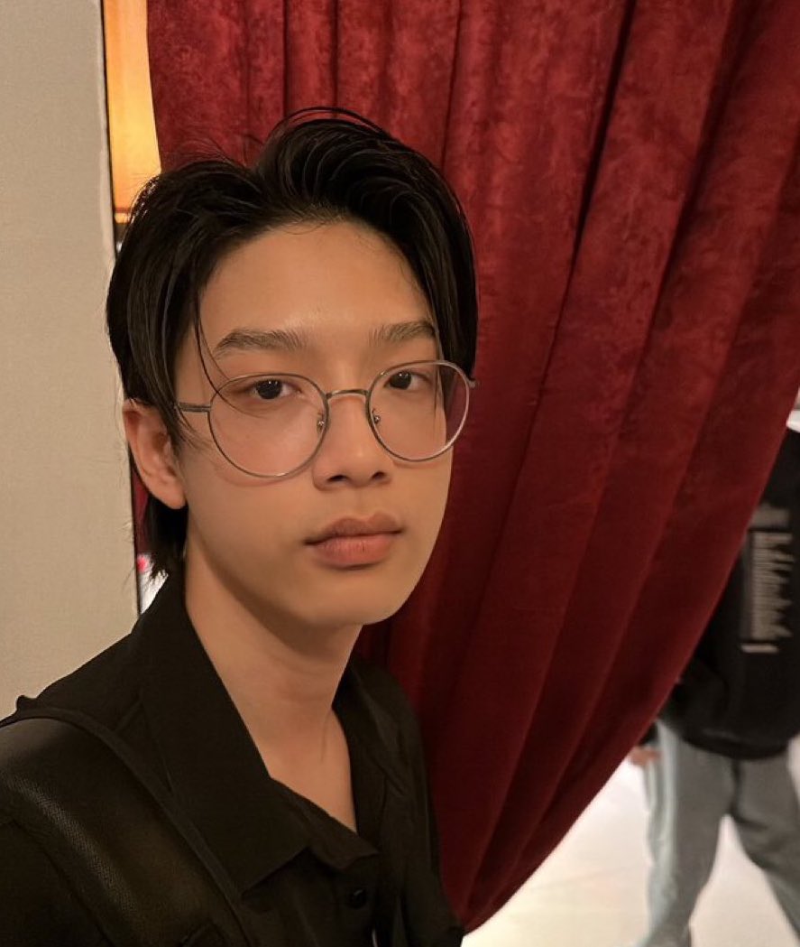 lulooyayaa's tweet image. ถ่ายเน้กแต่ละทีมานชอบทำหน้าดื้อจริง ๆ สมแล้วไอตูดหมึก