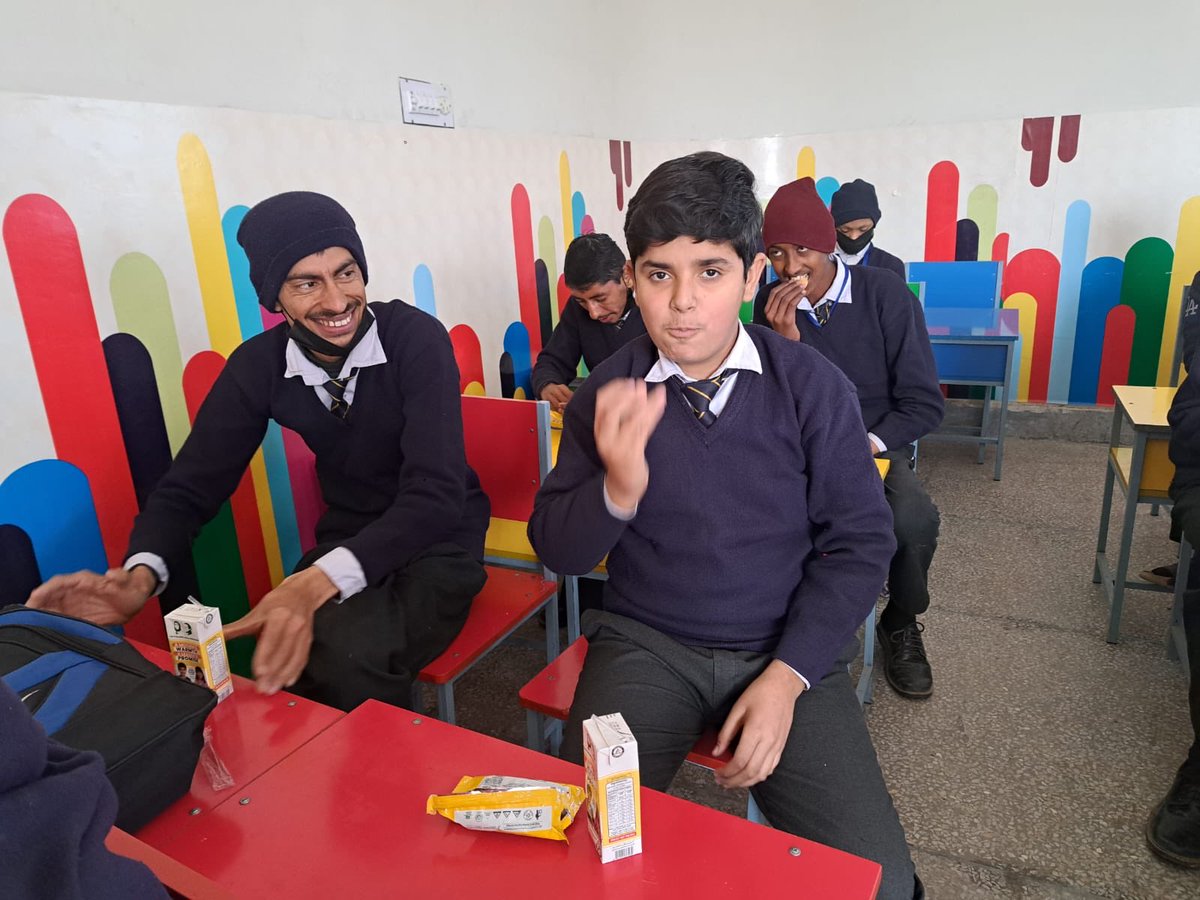 MaryamNSharif's tweet photo. Nothing makes my heart happier than seeing my very special children eat, smile, and feel at home in their school. This is not welfare, this is their right provided to them too late. https://t.co/oHV48gVury
