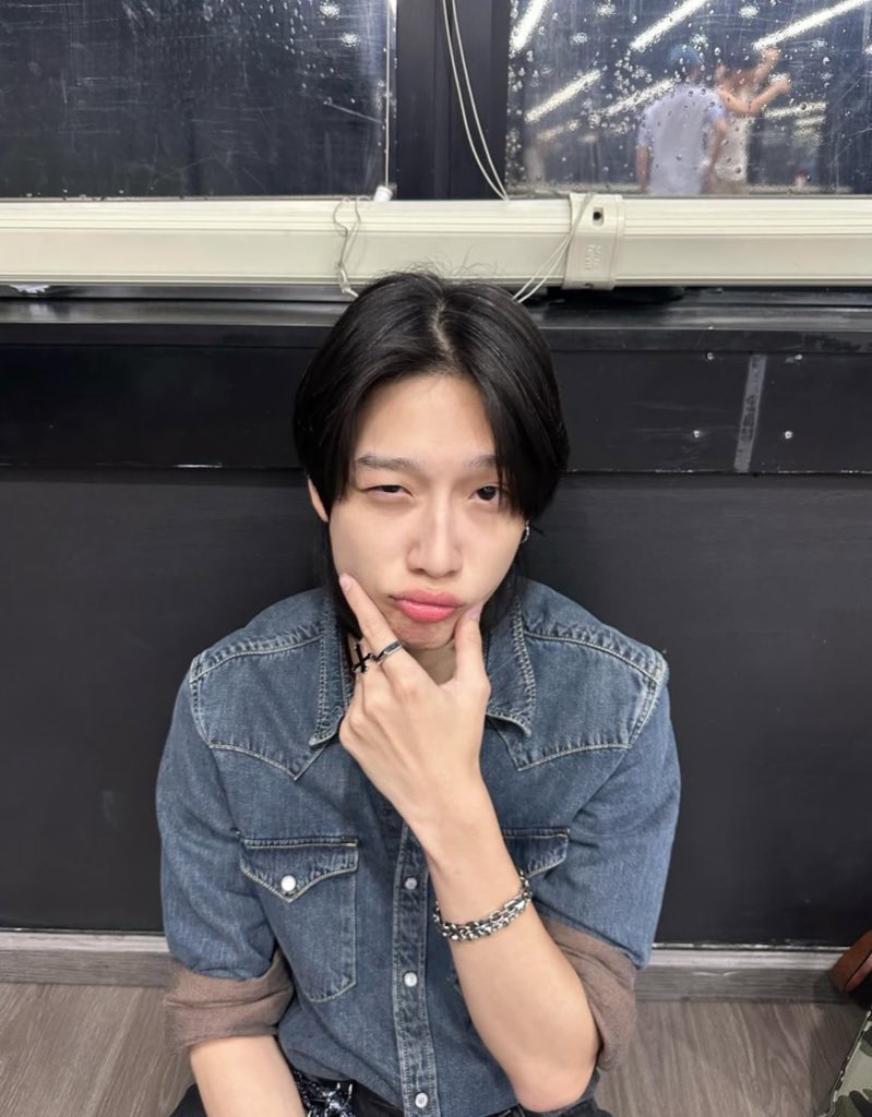 lulooyayaa's tweet image. ถ่ายเน้กแต่ละทีมานชอบทำหน้าดื้อจริง ๆ สมแล้วไอตูดหมึก