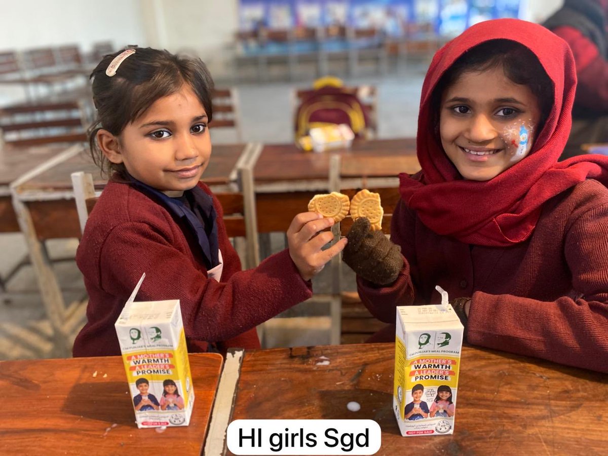 MaryamNSharif's tweet photo. Nothing makes my heart happier than seeing my very special children eat, smile, and feel at home in their school. This is not welfare, this is their right provided to them too late. https://t.co/oHV48gVury