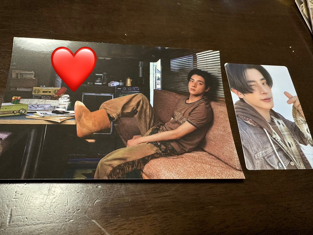 ARMYENGENELUNE's tweet photo. ENHYPEN THE SIN : VANISH アルバム エナプ トレカ ポストカード　交換　

譲
ソヌ　ニキ　ジェイ　ジェイク
❤️は現在交渉中　

求
ソンフン＞ジョンウォン＞ヒスン　
異種交換も可能です。要相談。
特に🍦ソンフン求めています。
まとめて交換優先。

郵送交換希望です。
お気軽にお声掛けください🙇‍♀️ https://t.co/Wm9xy4S7y6