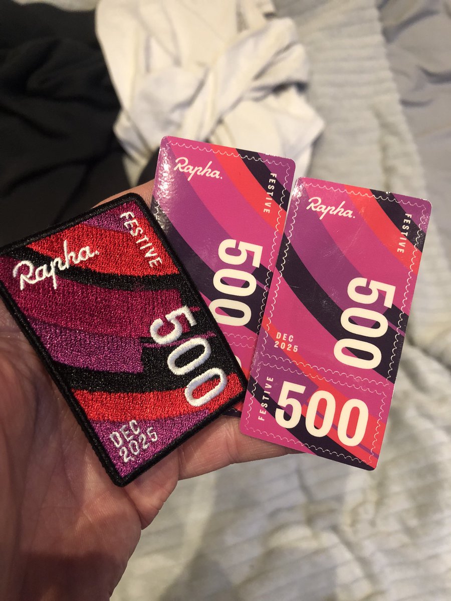 ⱯNDY WARR tweet media