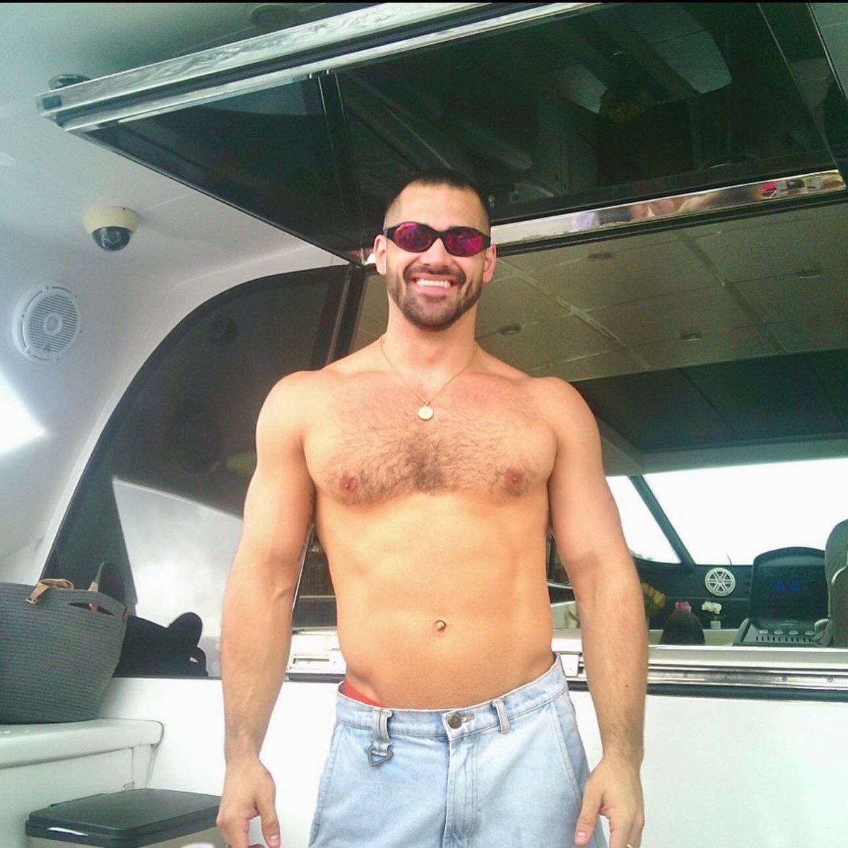 zoyboy_'s tweet image. i love miami