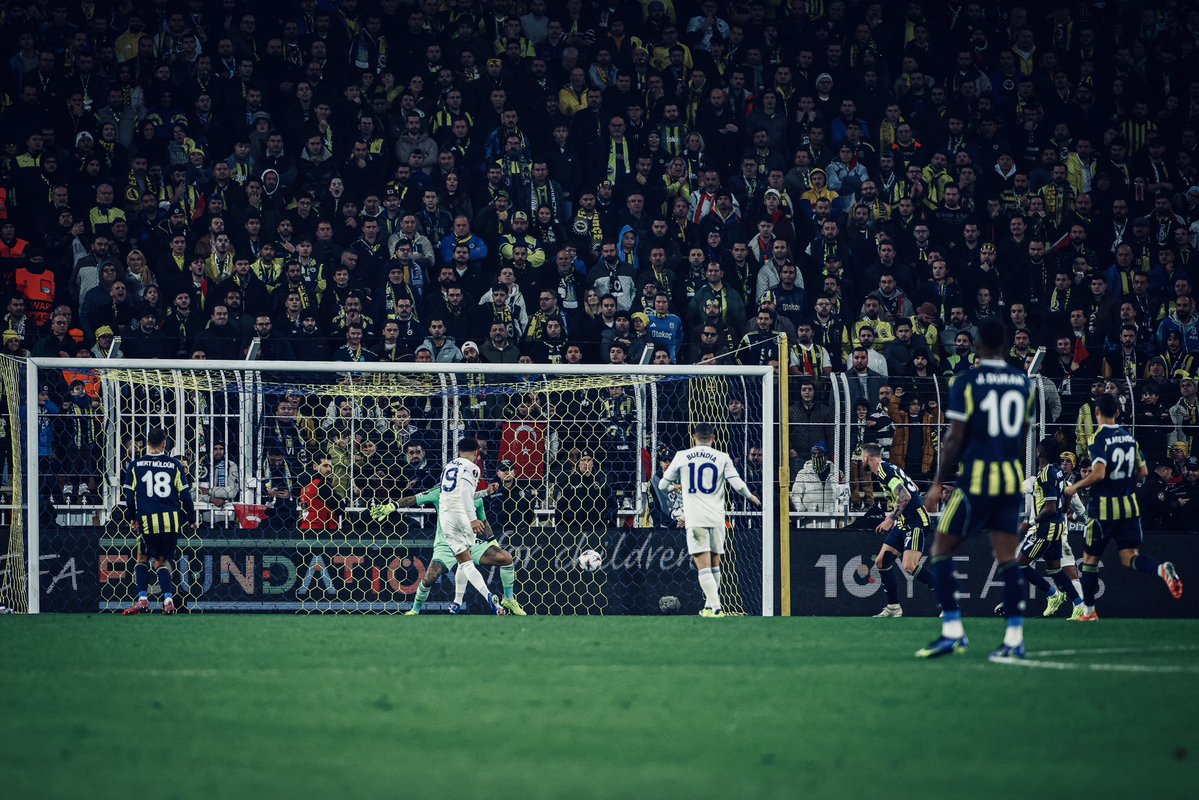 Sanchooo10's tweet image. 