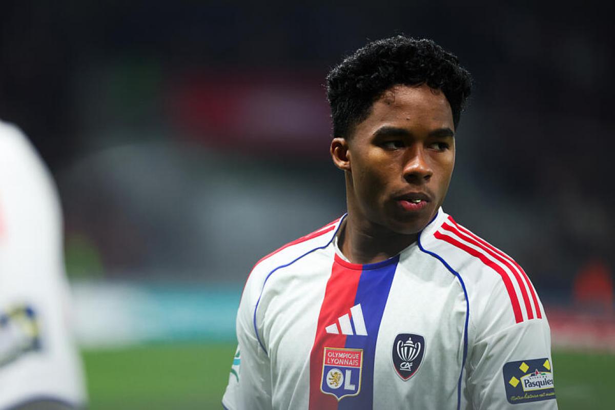 FootView_'s tweet photo. [THREAD] Olympique Lyonnais

Pourquoi l’OL subit peu la pression adverse cette saison.

 Donnée →  jeu →  lecture terrain https://t.co/6Vamtnia5J