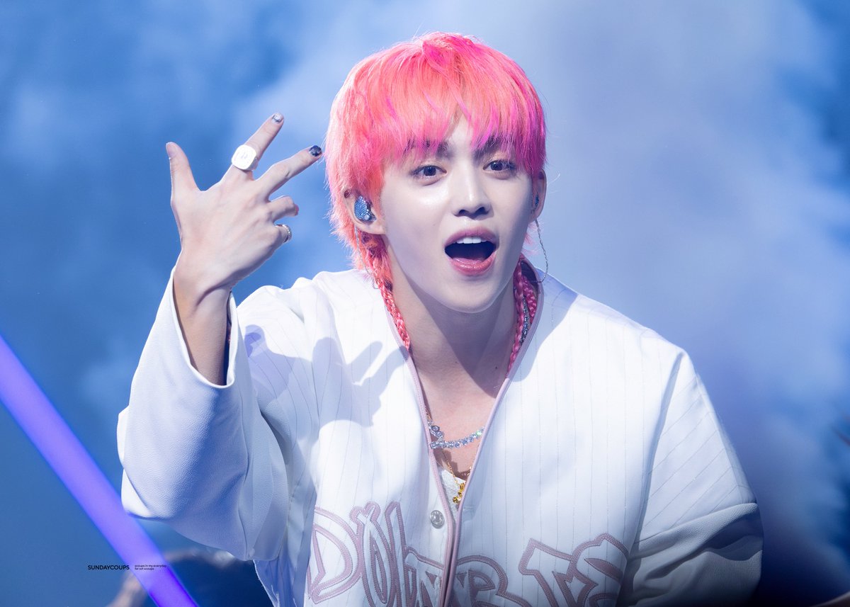 260123 double up live party 

계속 일어나라는 강아디..

#SCOUPS #에스쿱스 #승철 #세븐틴 #SEVENTEEN