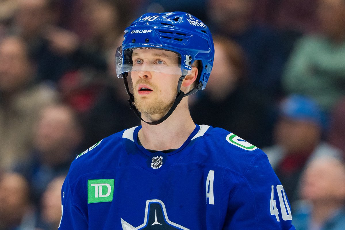 NHLTradeAlert's tweet photo. 32 Thoughts (Jan 23): Elliotte says he isn't convinced that Elias Pettersson would waive his NMC. "You're going to have to give him a reason to do this." #Canucks #NHL https://t.co/p5ROvgbb2Z