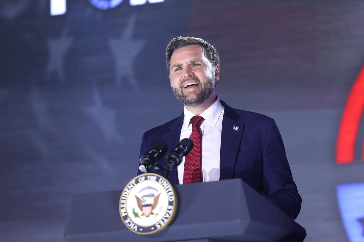 Beyond ready to be back on the road with our Turning Point USA family to continue to make HUGE impact on campuses across the US. 
Where should This is The Turning Point Tour go next?