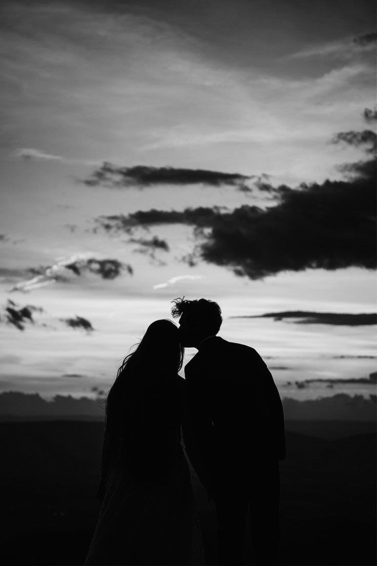antotp's tweet photo. Impariamo a #restare solo dove il cuore non deve #difendersi.
Prima di tutto tu - romanzo
(Antonella Trapani)
#buonpomeriggio
#ScrivoQuelCheSento https://t.co/ss4yQk52jh
