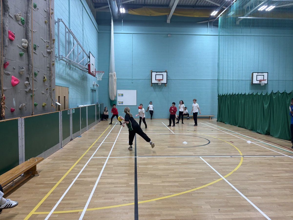 RS Primary PE tweet media