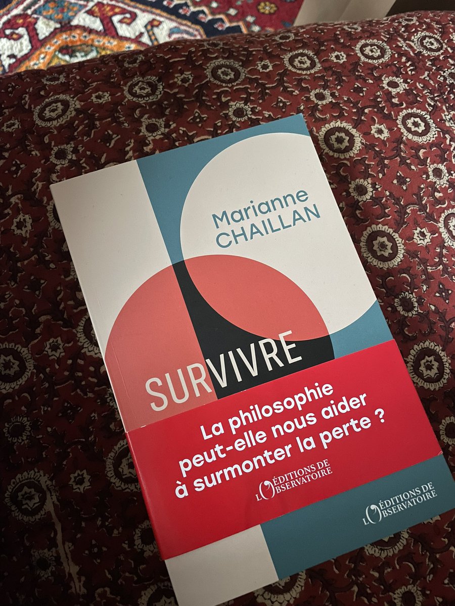cle_mao_takacs's tweet photo. Les livres des ami•e•s, qui sont en plus des bons livres : fier d'eux/elle, heureux de leur succès et de leur constance !
@antonincrenn @ActesSud @Chaillan_M @EdLObservatoire @GianniDiLorena @OlniEditions https://t.co/4oSrQGeWXD