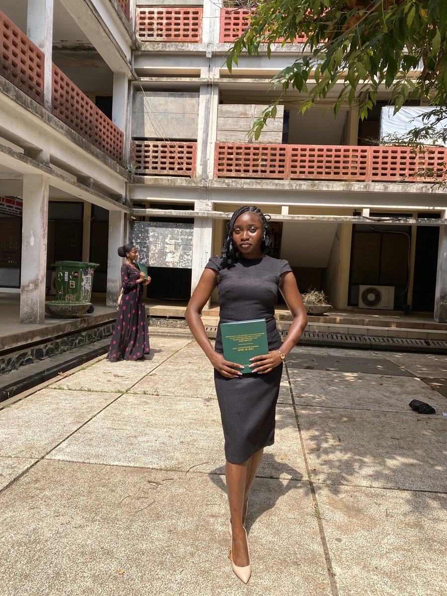 Seyi_Funmiiiii's tweet image. B.A German, University of Ibadan🌸,
Thank you Jesus♥️♥️♥️♥️