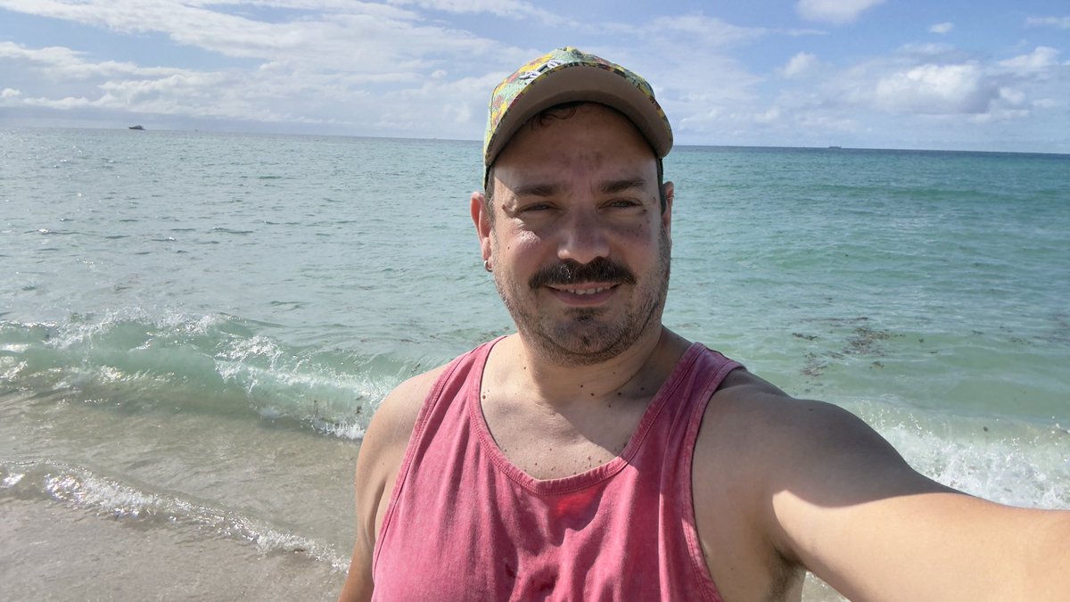 eduardofora's tweet photo. Un poquito de vitamina D https://t.co/Vl89QWtGGz