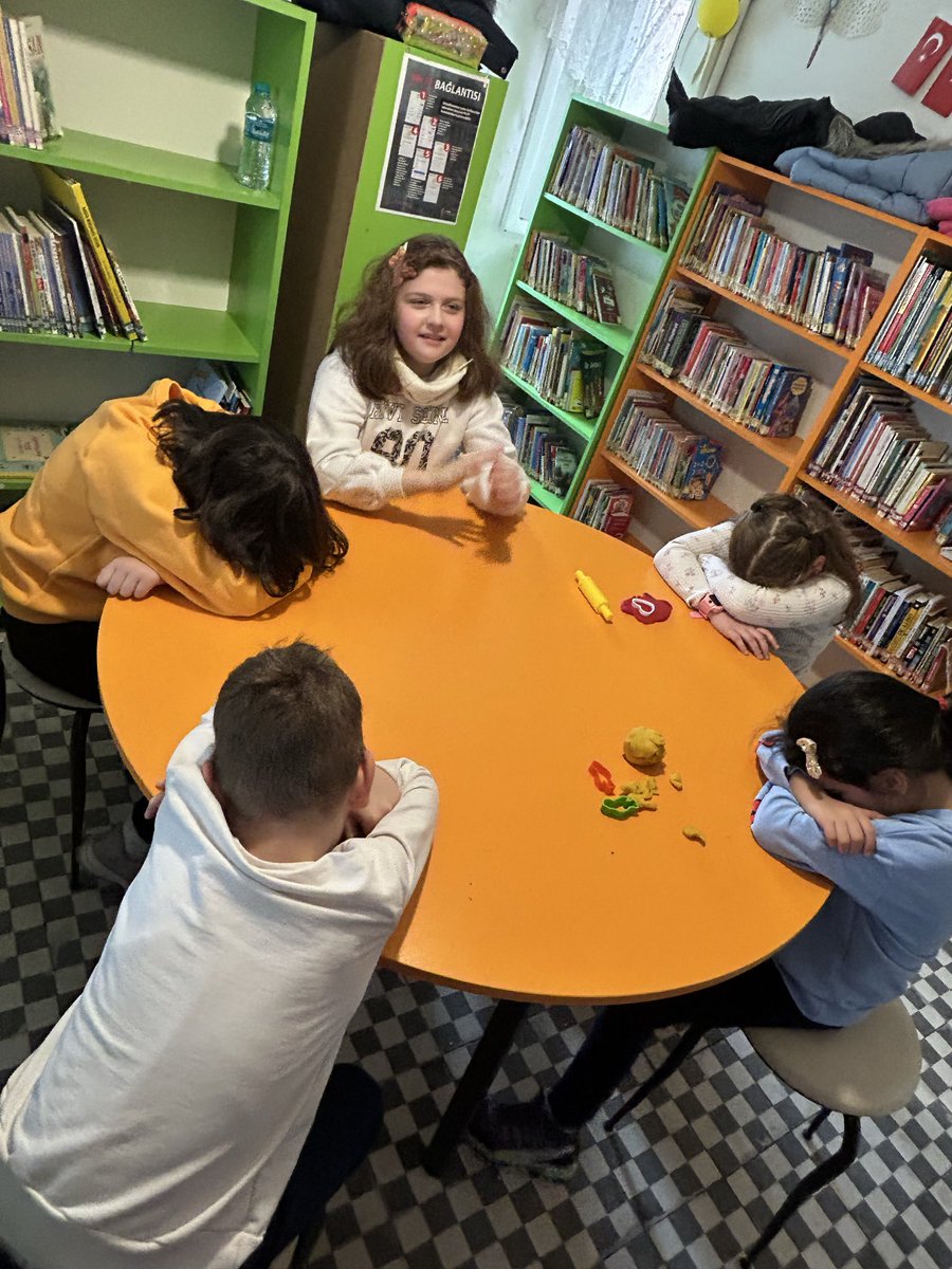 🧩🎉 Geleneksel çocuk oyunlarıyla çocuklar keyifli vakit geçirdi.

<a href="/Keskin_Huseyin/">Hüseyin Keskin 🇹🇷</a> 
<a href="/KTBKYGM/">KYGM</a> 
<a href="/iktm34/">İstanbul İl Kültür ve Turizm Müdürlüğü</a>