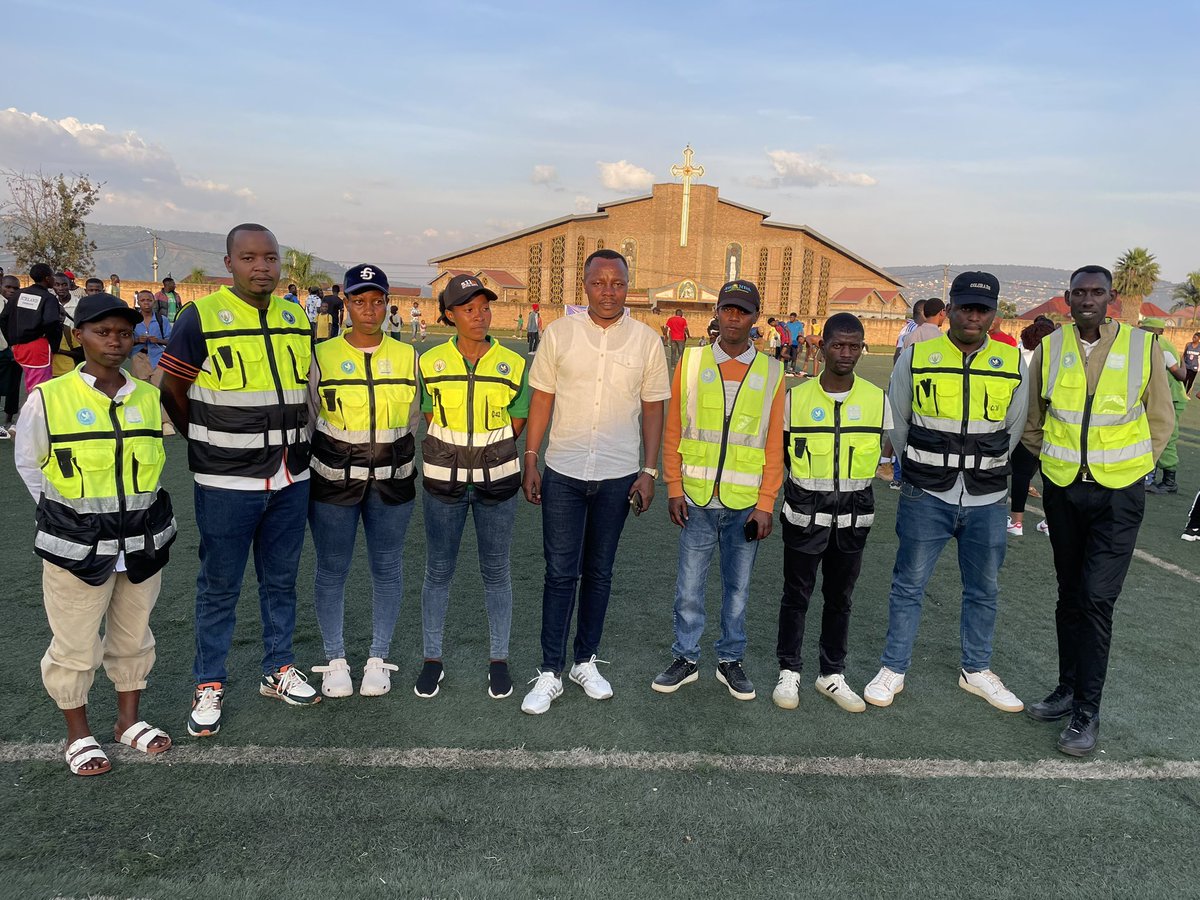 rundaryvcp's tweet photo. 🇷🇼🏆 UMURENGE KAGAME CUP – National Level Kickoff!

Runda Sector is honored to host the official launch of the UMURENGE KAGAME CUP at the national level, graced by the Minister of @RwandaLocalGov @EgideNdayisaba5 @RwandaSouth @RwandaYouthVol1 @KubanaRichard 
#UmurengeKagameCup https://t.co/uTlRV7ktPd