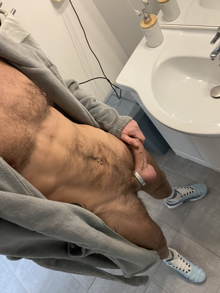 Couille plien et bord de l’explosion 😉
<a href="/Secteurx_Paris/">SECTEURX PARIS 🔞🐽💦🔥🏳️‍🌈</a> 
Retweet 🔁
Commente 💬
Aime 💟
