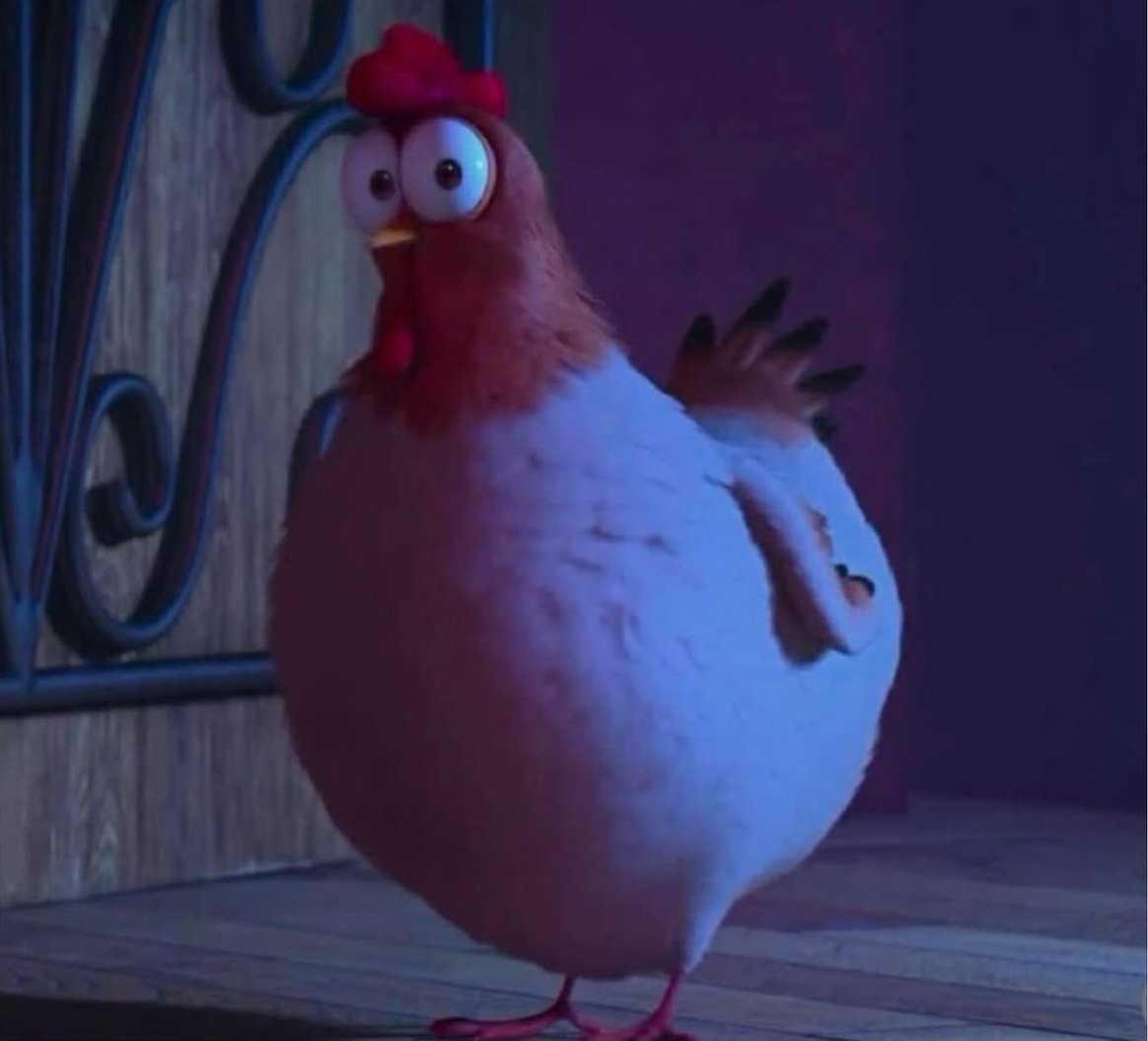 isnt_she_selena's tweet image. Me looking at the guests kid touching my things