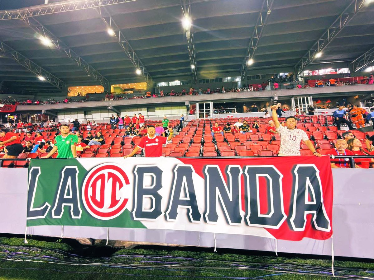 La Banda del Rojo 04 🇲🇽 🇱🇻 tweet media