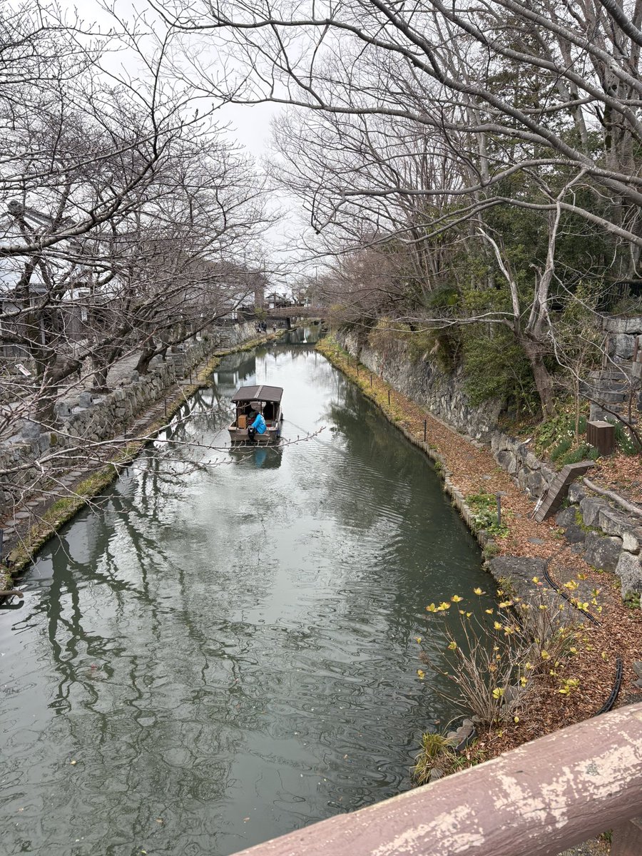 growth_shine's tweet photo. 滋賀旅行

雪で比叡山だけ行けなかったけど
彦根城、八幡堀、ラコリーナ、竜王アウトレットに温泉宿で大満足☺️

黒壁スクエアは平日閉まってるお店ばっかりでガッカリした😭😭

#クラブハリエ #たねや https://t.co/FvTne4Hi0M