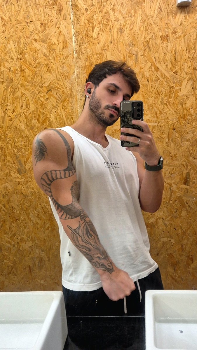igpires_'s tweet photo. O bracinho ta crescendo aos poucos 🥹 https://t.co/guj6ykwgG9