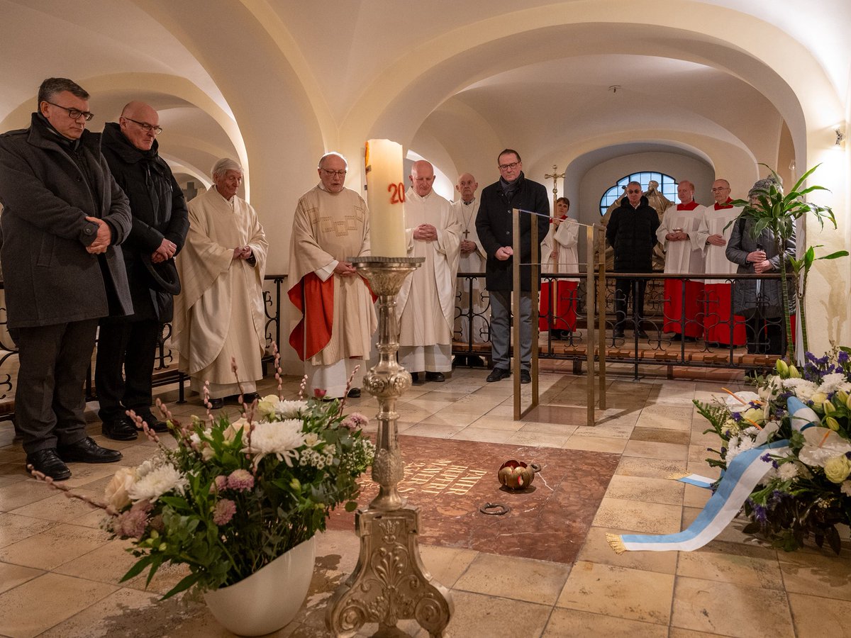 Florian Herrmann tweet media