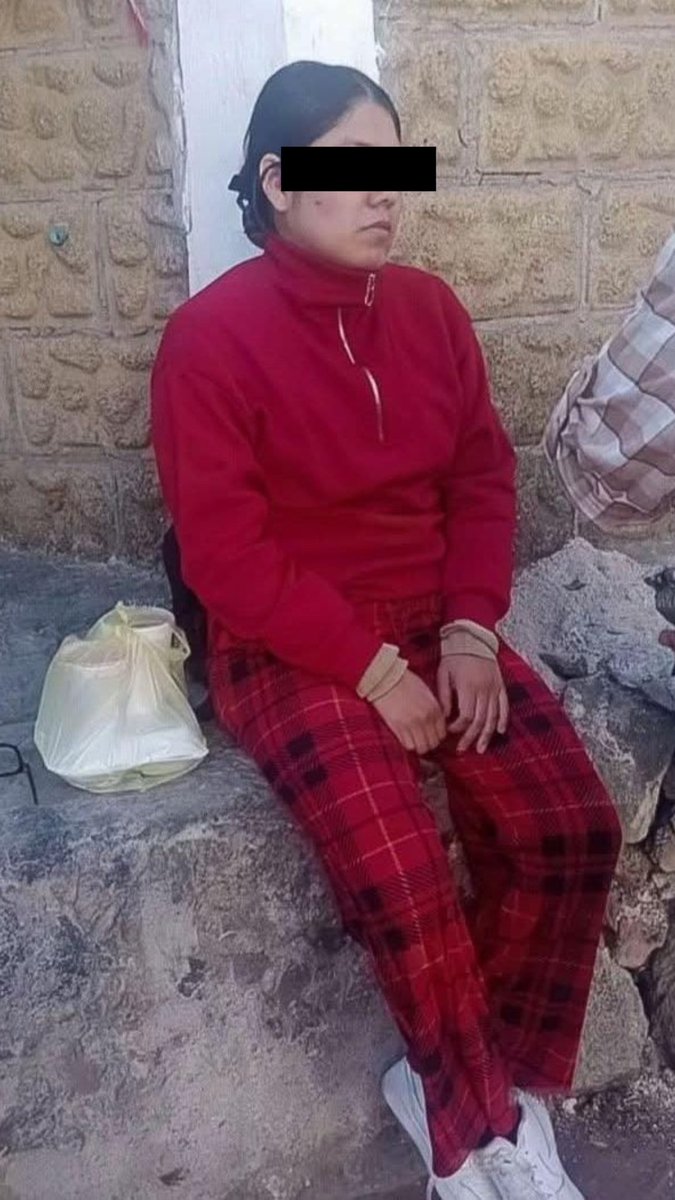 laredcincoradio's tweet photo. #Actualización 📸 || Esta es la primera foto de Lydia Valdivia tras ser localizada en Tepetlixpa, Estado de México; fue encontrada vestida con pijama y a punto de desayunar, sin señales de embarazo ni indicios de haber estado privada de la libertad. https://t.co/4DFH5HEkWL