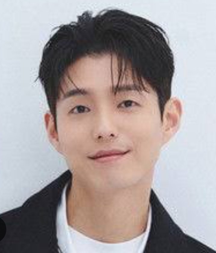 he resembles #HaJun a lot 
#singleinferno5 #subeen