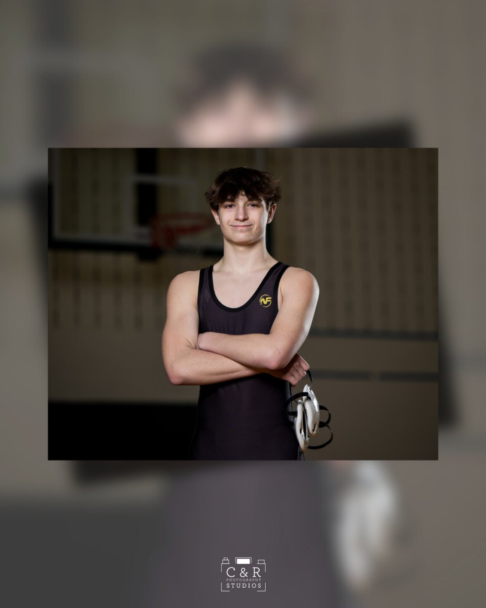 CRPhotoStudios's tweet photo. NHS Wrestling 🤼 https://t.co/rNFJvq1NEY