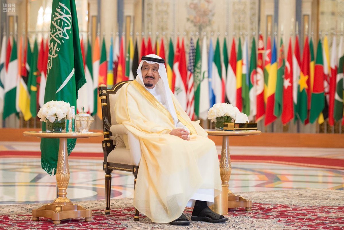 في الذكرى ال 11 لتولي خادم الحرمين الشريفين الملك سلمان بن عبدالعزيز آل سعود الحكم، نجدد البيعة على السمع والطاعة، ونستحضر مسيرة حافلة بالإنجازات والنجاحات، شهدت فيها المملكة تحولات كبرى في مختلف الأصعدة.

نفخر بوجودكم قائدًا لنا، ووليًا لأمرنا، وحاكمًا لبلادنا، حفظكم الله