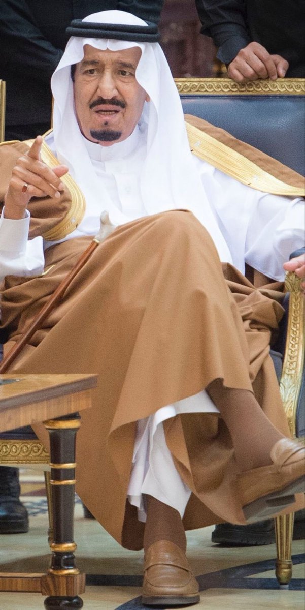 #من_اقوال_الملك_سلمان
حفظه الله ورعاه

إننا مصممون على مواصلة العمل من أجل رفعة هذا الوطن، وحماية أمنه واستقراره، والضرب بيد من حديد على كل من يحاول العبث بأمننا.