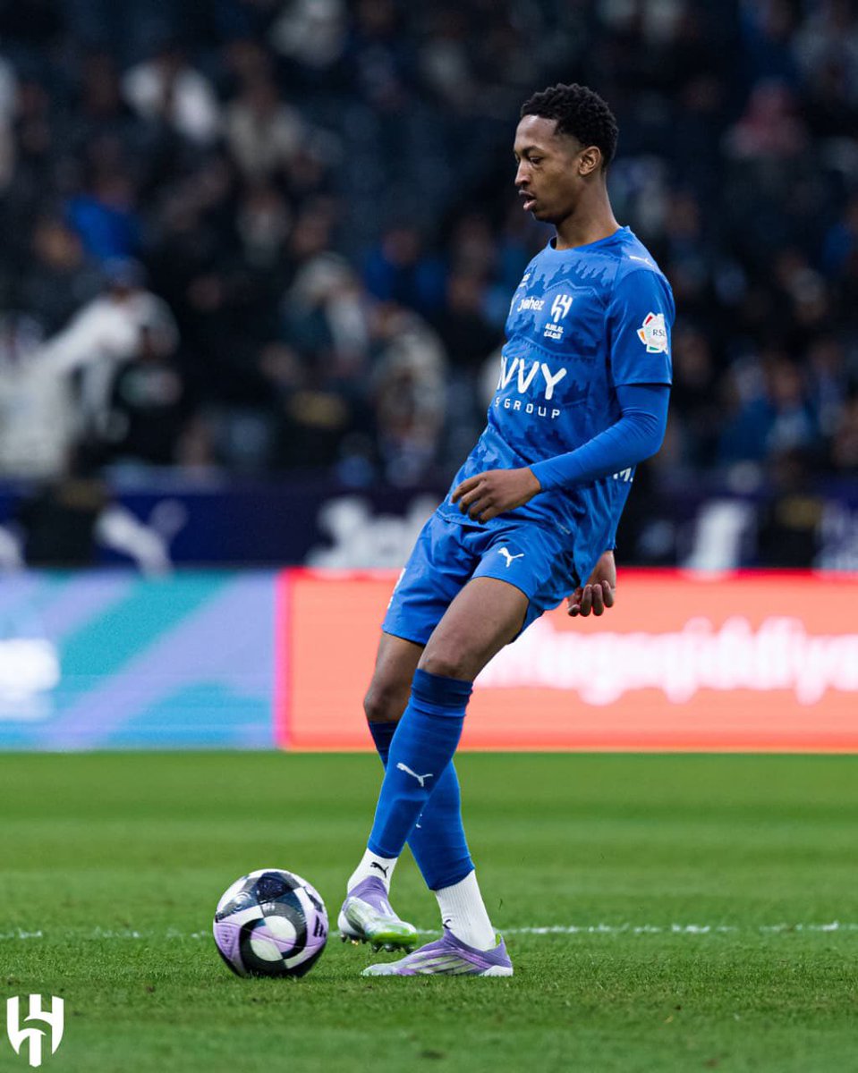 الهلال لعب الخميس أمام الفيحاء ويلعب الأحد أمام الرياض - 48 ساعة راحة  - فقط 

النصر لعب الأربعاء أمام ضمك ويلعب الاثنين أمام التعاون - 5 أيام راحة - 

التعاون لعب الخميس أمام الحزم ويلعب الاثنين أمام النصر - 3 أيام راحة - 

مع ذلك لا أعذار ب ( الجدولة ) ولا إدعاء مظلومية ولا