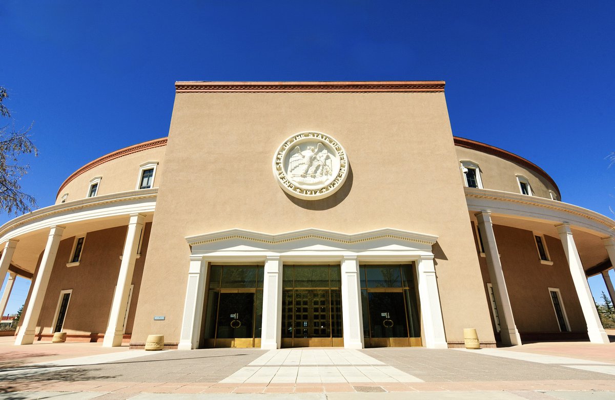 NMRECoops's tweet photo. The New Mexico Legislative Session is here! NMRECA is tracking key legislation affecting rural electric coops—reliability, infrastructure, regulation, and wildfire mitigation. Stay tuned for updates! 🌾⚡ #NMleg #ElectricCoops #RuralNM #EnergyPolicy https://t.co/n9DUDF93ph