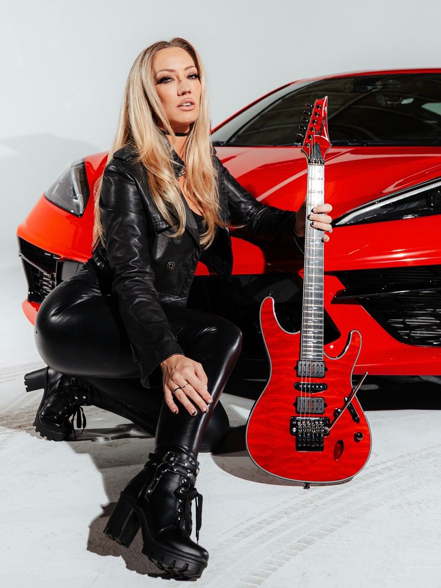 hurricanenita's tweet image. The TORCH RED JIVA10 has officially landed at #NAMM 2026 🏎️💨

Named for the iconic Corvette red color, the @ibanezofficial JIVA10R-TRC is spec’d like the original JIVA10, with striking red and black @DiMarzioInc Pandemonium pickups to match the design.

I always say every new…