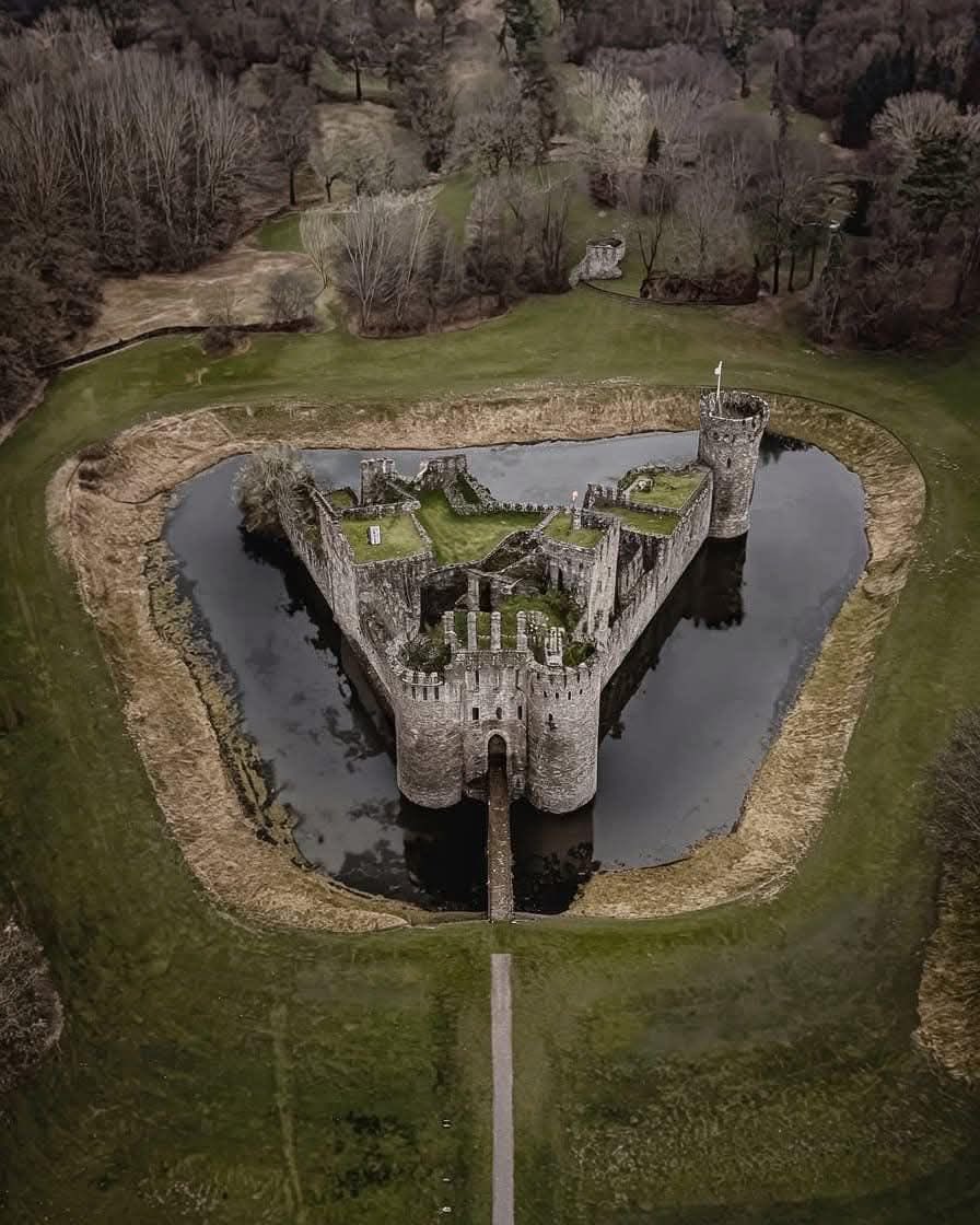 mysticcastIe's tweet image. What is preventing you from moving to Scotland?