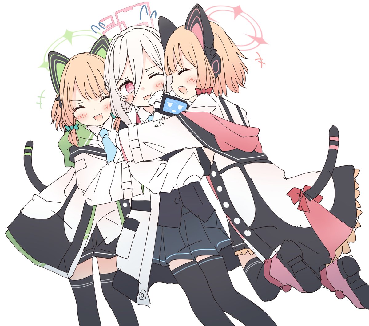 なこ* tweet media