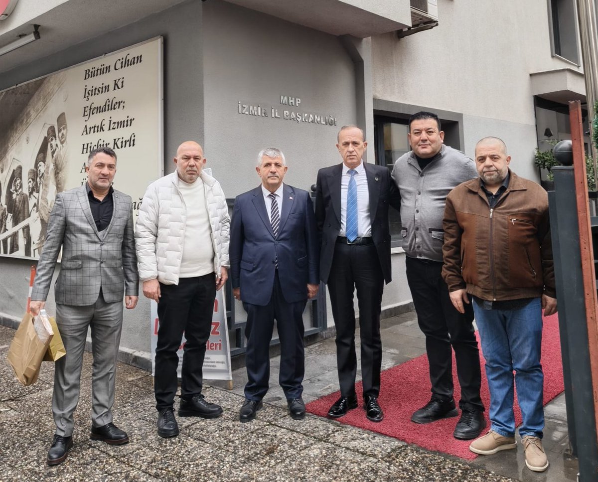 MHP İzmir İl Başkanımız Veysel Şahin ve İl Teşkilatımızı ; Önceki Dönem İzmir Ülkü Ocakları Başkanımız  Abidin Bilgin Ziyaret Etti . 

Nezaketleri ve Hoş Sohbetleri İçin Çok Teşekkür Eder , Çalışmalarında ve İşlerinde Başarılar Dileriz .